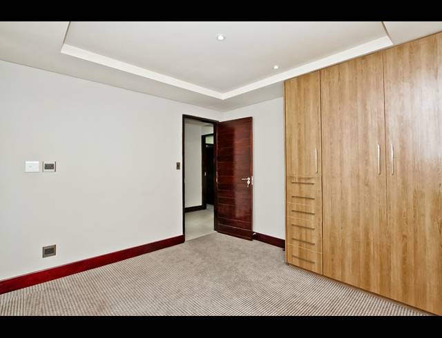 3 BEDROOM APARTMENT FOR SALE IN ABBOTSFORD